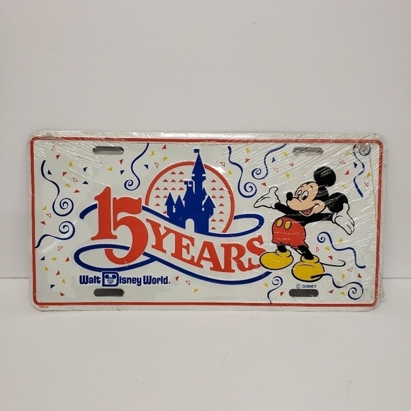 Walt Disney World 15 Years Mickey Mouse License Plate - Picture 1 of 9